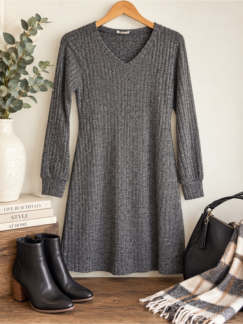 Ribbed V-Neck Long Sleeve Swing Dress - Gray